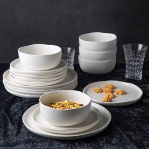 Wavy-Rim Stoneware Plate & Bowl Set